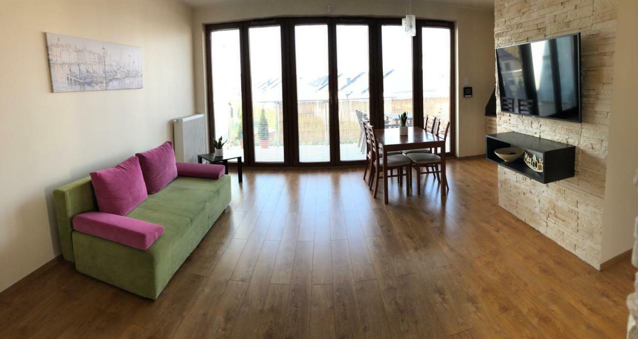 Apartament Jasminowy Shiraz Gdynia Esterno foto
